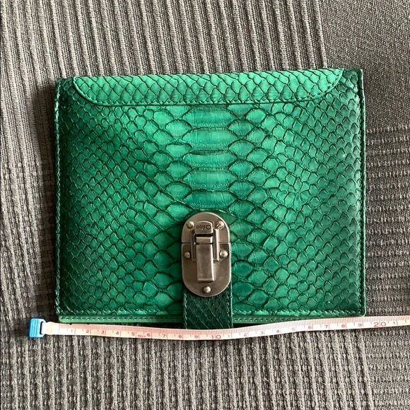 CHLOE 💯 authentic python skin leather !!! Like new condition - Picture 3 of 10